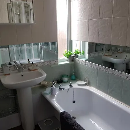 Casa de Férias House - Sleeps 6 - Pet Friendly - Garden